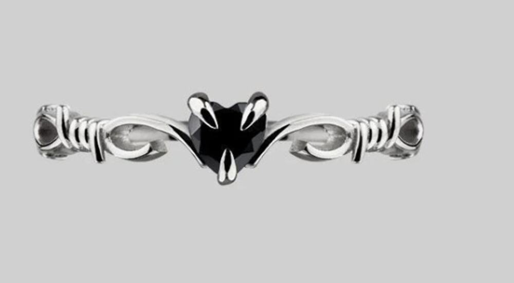 NWT REGALROSE FATAL Black Spinel Heart Sterling Silver Ring Size 6